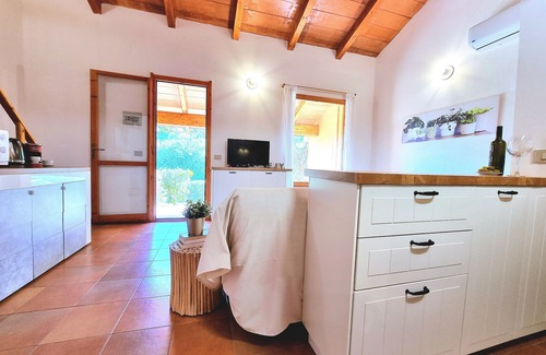 Muravera House | Casa Serena vicino al mare WiFi giardino2 parcheggi privati
