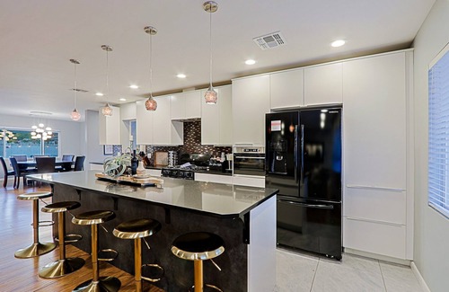 Village Grove House | Casa Serenity
