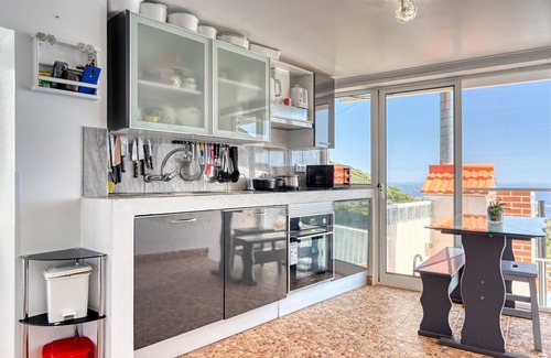 Calheta Cottage | Casa Sienna, a Home in Madeira