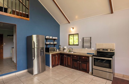Agonia House | Casa Sloth, enchanting private house near La Fortuna.