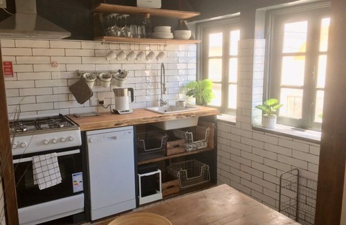 Monchique Apartment | Casa Sofia - 2 bedroom apartment in quiet street in picturesque rural Monchique