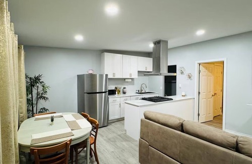 Amarillo Apartment | Casa Sol near dwntn Amarillo & Bell Helicopter