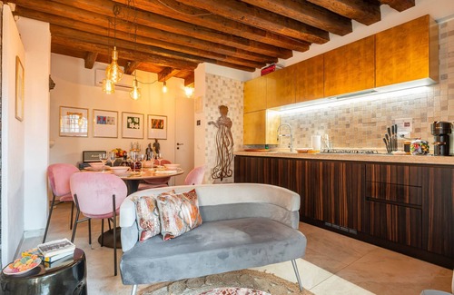 Cannaregio Apartment | Casa sul Ponte del Cristo - Your private canal view
