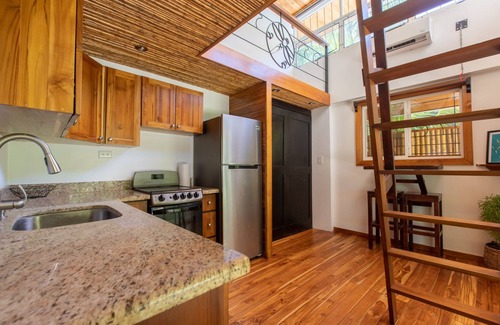 Nosara House | CASA SWELL A | STUDIO WALKING DISTANCE TO BODHI TREE
