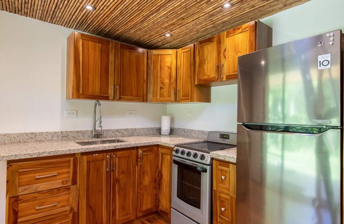 Nosara Apartment | CASA SWELL B | STUDIO WALKING DISTANCE TO BAKERS BEACH