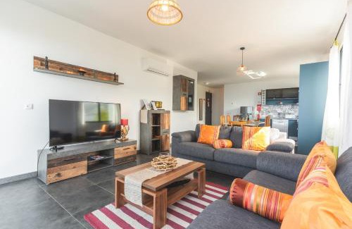 Estreito da Calheta Apartment | Casa Teixeira by Atlantic Holiday