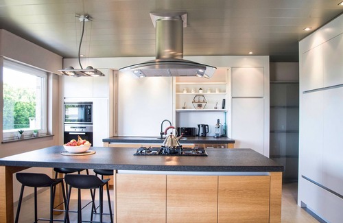 De Engel Villa | Casa Tibella is an attractively furnished holiday home.