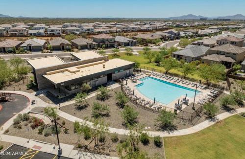 Desert Ridge House | Casa Tierra home