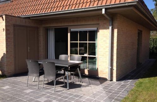 Adinkerke House | Casa Topsea