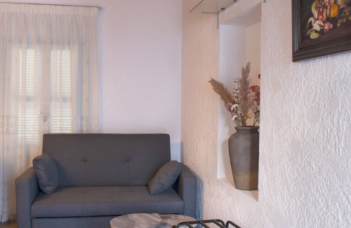 Petaloudes House | Casa Tradizionale
