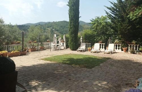 Quarrata Apartment | Casa tranquilla colonica toscana vicino a Firenze