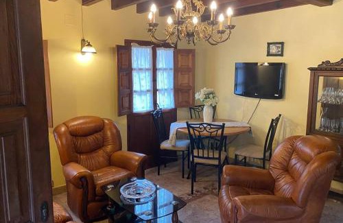 Infiesto House | Casa Triana, lugar idóneo para 4 o 6 huéspedes.
