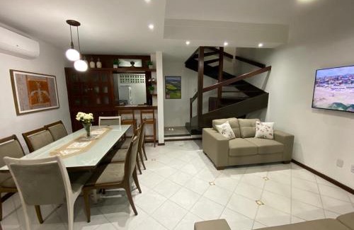 Flamengo House | Casa Tropical pé na areia