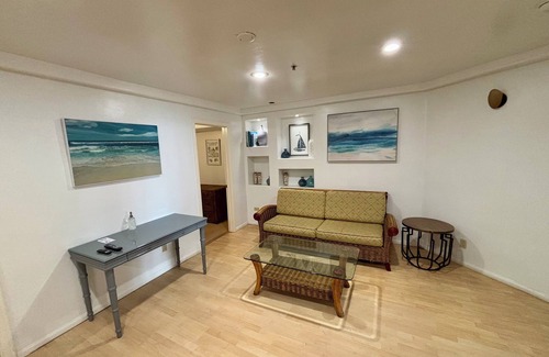 San Clemente Hotel | Casa Tropicana
