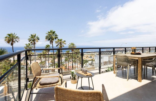 Costa Adeje House | Casa Uamisun with seaview & pool