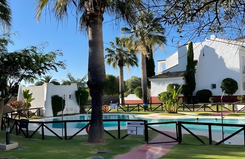 Rota House | Casa Unifamiliar 'Costa Ballena' with Private Pool, Wi-Fi and Air Conditioning