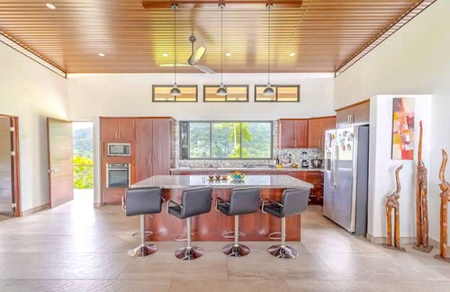 Ballena House | Casa Union