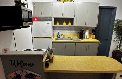 Oakland Park Apartment | Casa unit C n