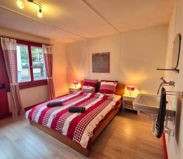 Spiez Ski Chalet | CASA UNO Heimeliges Chalet mitten in Spiez