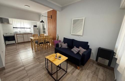 Tres Arroyos House | Casa Vélez - cómoda, moderna y bien ubicada en Tres Arroyos