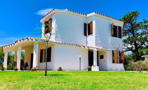 Sarroch House | Casa vacanze 'Sa Corbula'
