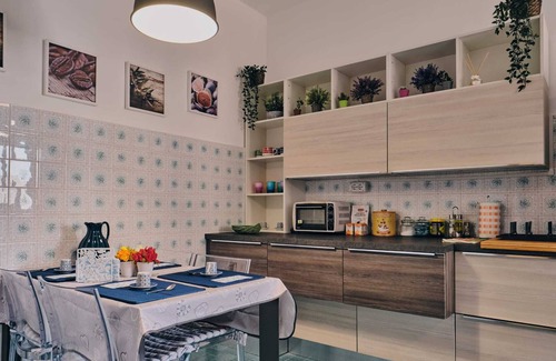 Brindisi Histotic Center Apartment | Casa Vacanze Asariel Splendido Appartamento Vista Mare e Centro Città