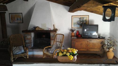 Sassetta House | Casa Vacanze del Borgo