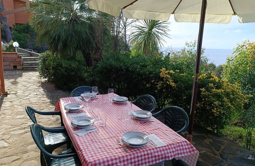 Bosa House | Casa Vacanze Sardegna-spettacolare Vista Mare, Immersa nel Verde, Vicino a Bosa