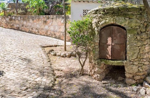 Vale de Centianes Villa | Casa Vale do Silencio*****