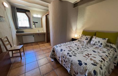 L'Esquirol House | Casa Vella del Cuní