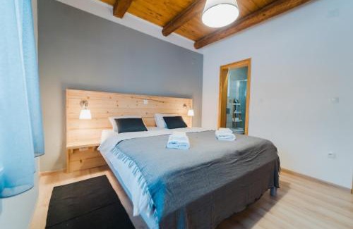 Plaski Villa | Casa Verde and Casa Blue