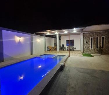 Crucita House | Casa Verona