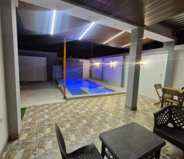 Crucita House | Casa Verona