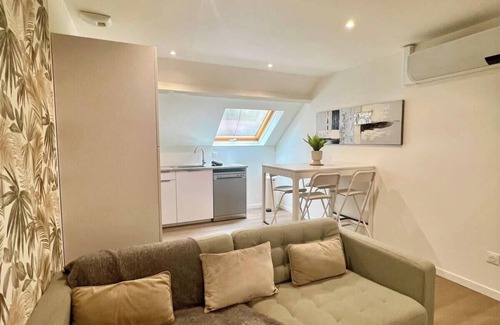 Brive-la-Gaillarde Apartment | Casa Viasud #3 - T2 design&climatisé -Centre Brive
