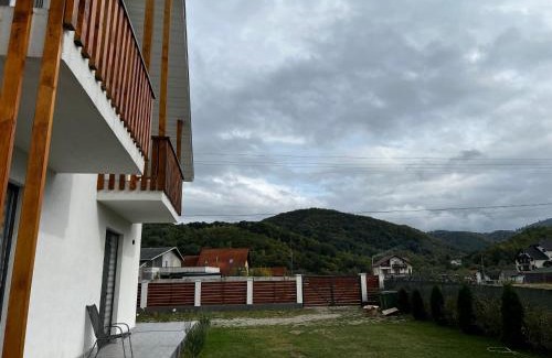 Rasnov House | CASA VIKI