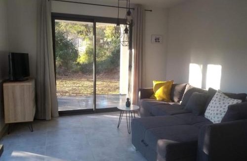 Villelongue-dels-Monts Apartment | Casa Vilallonga