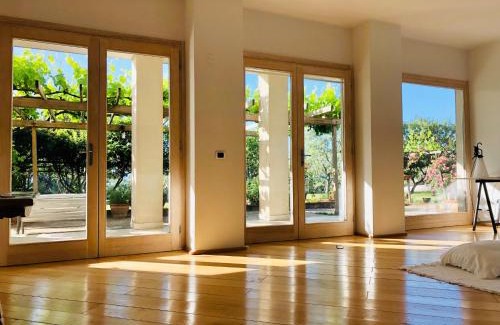 Sarroch Apartment | Casa Viola, splendido soggiorno sul mare