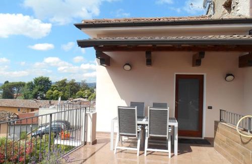 Moniga del Garda Apartment | Casa Vista Lago