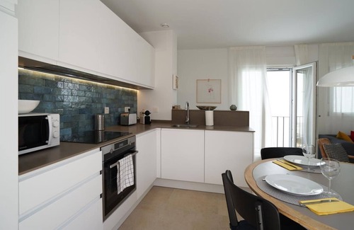 Conil de la Frontera City Center House | Casa Vistalsol - New and modern townhouse in the heart of Conil with fantastic views from the roofterrace