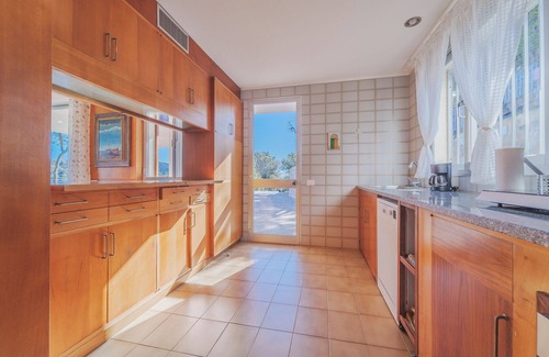 Capoliveri Villa | Casa William - Five Bedroom Villa, Sleeps 14