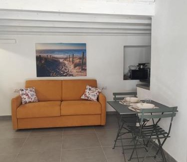 Carloforte Apartment | Casa Zena