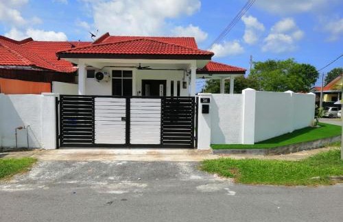 Port Dickson House | casa261 HOMESTAY PD
