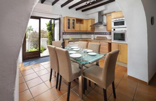 Oasis del Capistrano House | Casablanca 38 Oasis Properties
