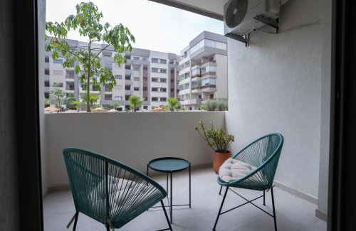 Nouaceur Apartment | Casablanca, 5 min to CMN Airport - 1BR - Pool - Netflix