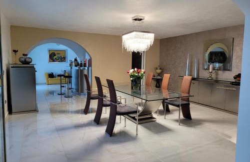 Punta Balandra Hotel | casaenjoysamana