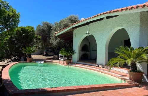 Sarroch Villa | Casale al mare - villa with swimming pool 150 meters from the beach