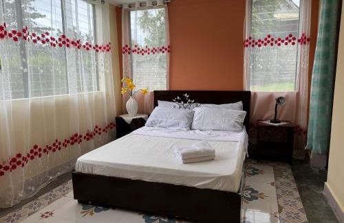 Mambajao House | CasaLinda Homestay