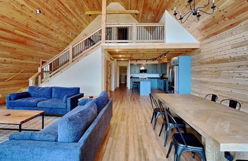 Waterfront Greens House | Casamigos