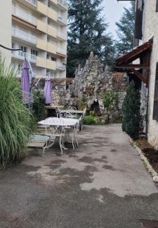 Annecy-le-Vieux Apartment | CasaMoro Albigny : détente à 2 pas du lac d'Annecy