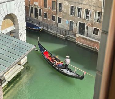 San Marco Apartment | Casanova Fenice - Canal View